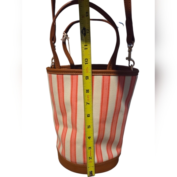 Universal Thread - NEW Striped Canvas Bucket Satchel / Crossbody Vegan Leather - Picture 10 of 11